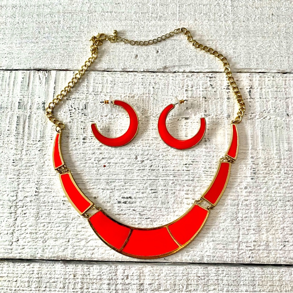 Vintage Gold Tone Enamel Necklace and Earring Set